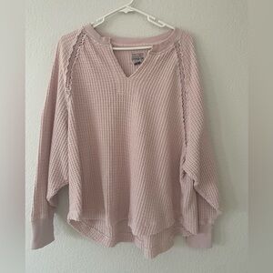 American Eagle v neck sweater/ Size xs